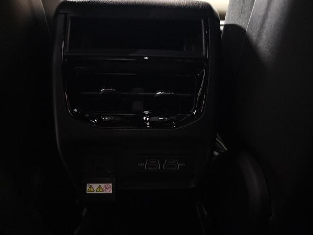 new 2025 Jeep Grand Cherokee car, priced at $36,670