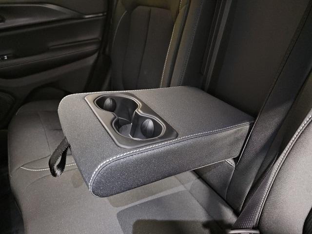 new 2025 Jeep Grand Cherokee car, priced at $36,670