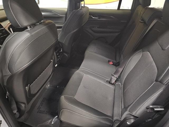 new 2025 Jeep Grand Cherokee car, priced at $36,670