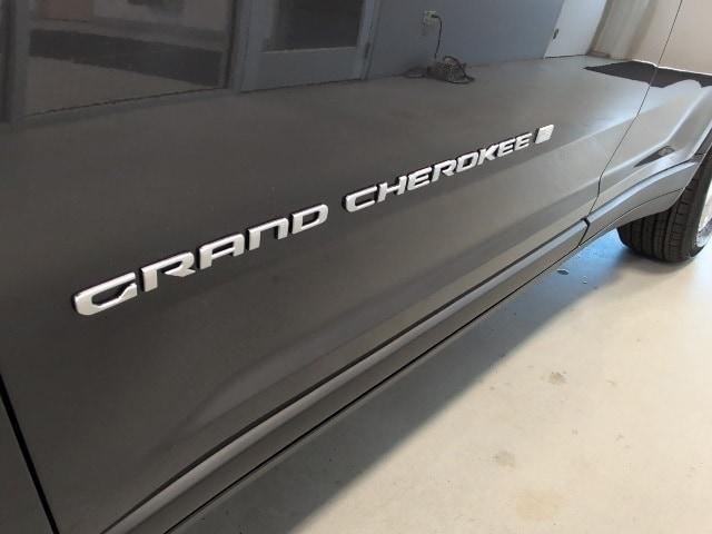 new 2025 Jeep Grand Cherokee car, priced at $38,415
