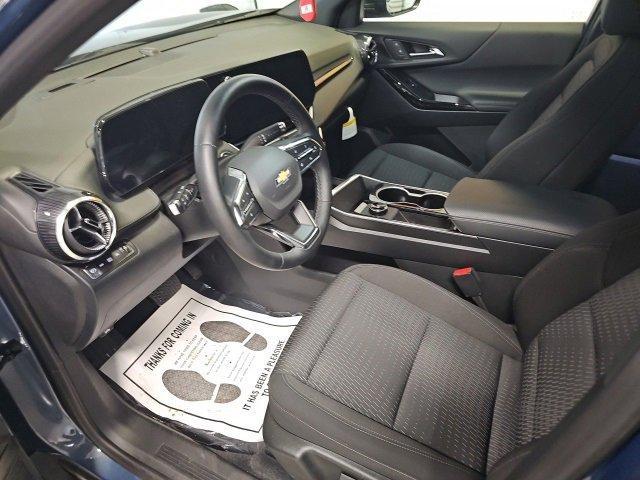 new 2026 Chevrolet Equinox car, priced at $31,592