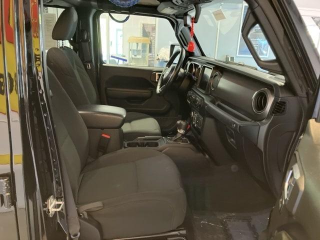 used 2022 Jeep Gladiator car, priced at $28,749