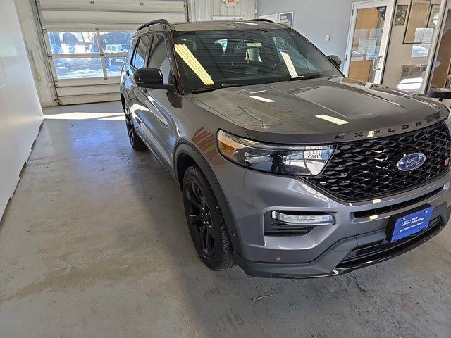 used 2022 Ford Explorer car, priced at $34,999