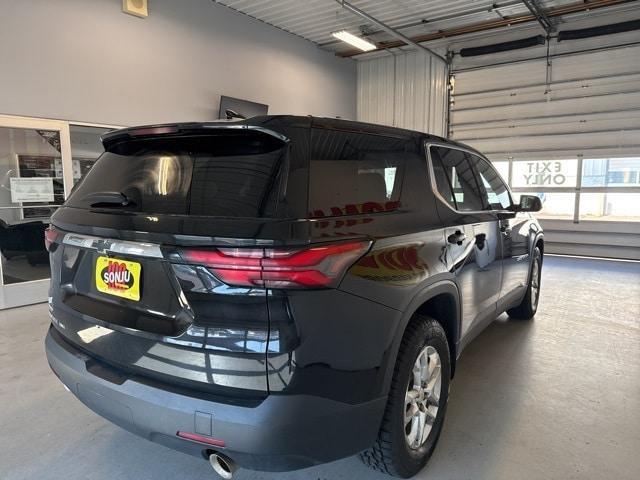 used 2023 Chevrolet Traverse car, priced at $25,899