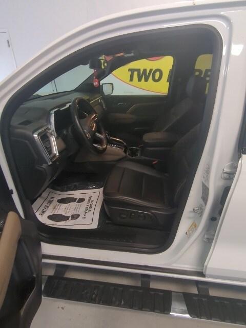 used 2023 GMC Canyon car, priced at $39,999