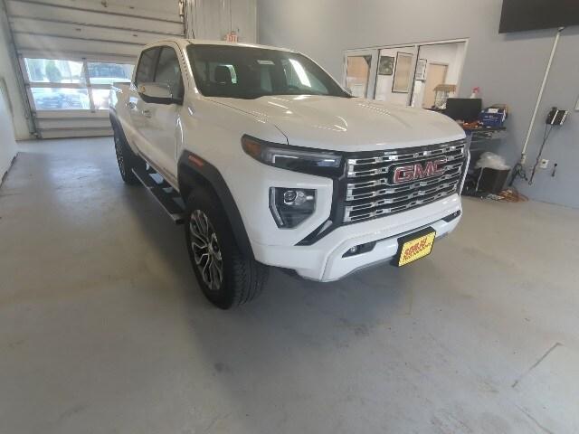 used 2023 GMC Canyon car, priced at $39,999