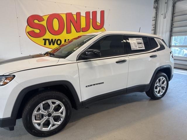 new 2025 Jeep Compass car, priced at $27,990