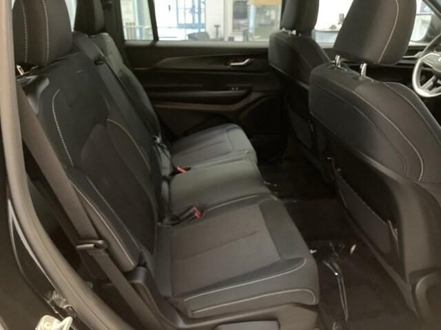 new 2025 Jeep Grand Cherokee L car, priced at $40,665