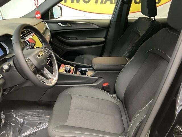 new 2025 Jeep Grand Cherokee L car, priced at $40,665