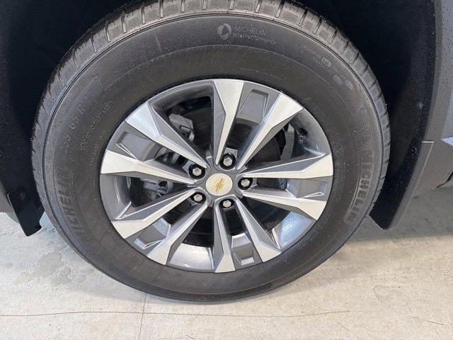 new 2026 Chevrolet Equinox car, priced at $32,695