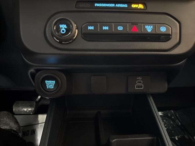 new 2025 Ford Maverick car