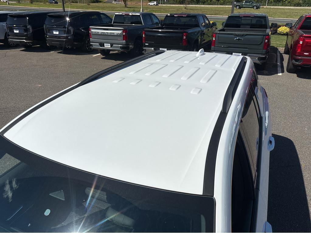 new 2026 Chevrolet Traverse car, priced at $46,215