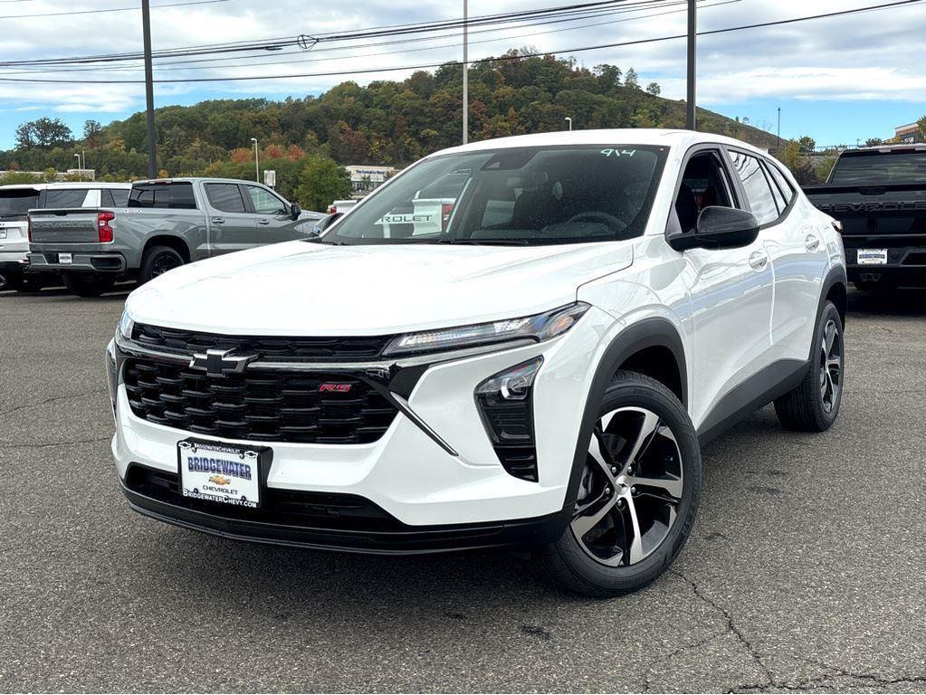 new 2025 Chevrolet Trax car, priced at $24,854