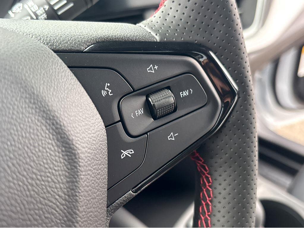 new 2025 Chevrolet Trax car, priced at $24,854