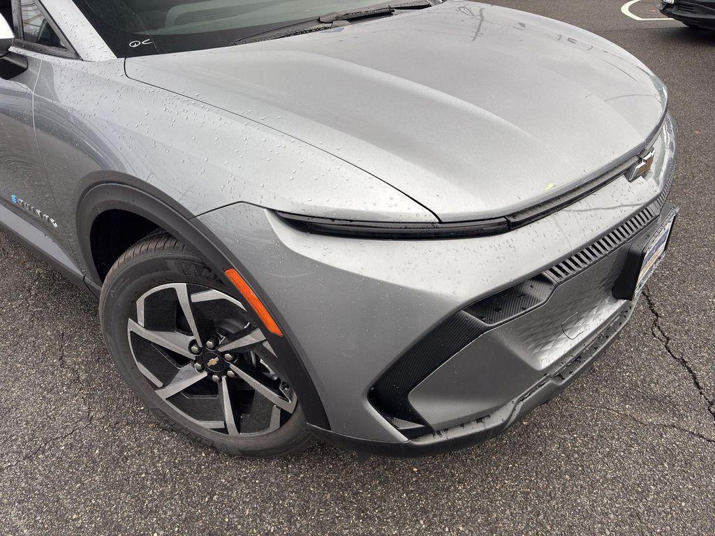 new 2026 Chevrolet Equinox EV car, priced at $32,745