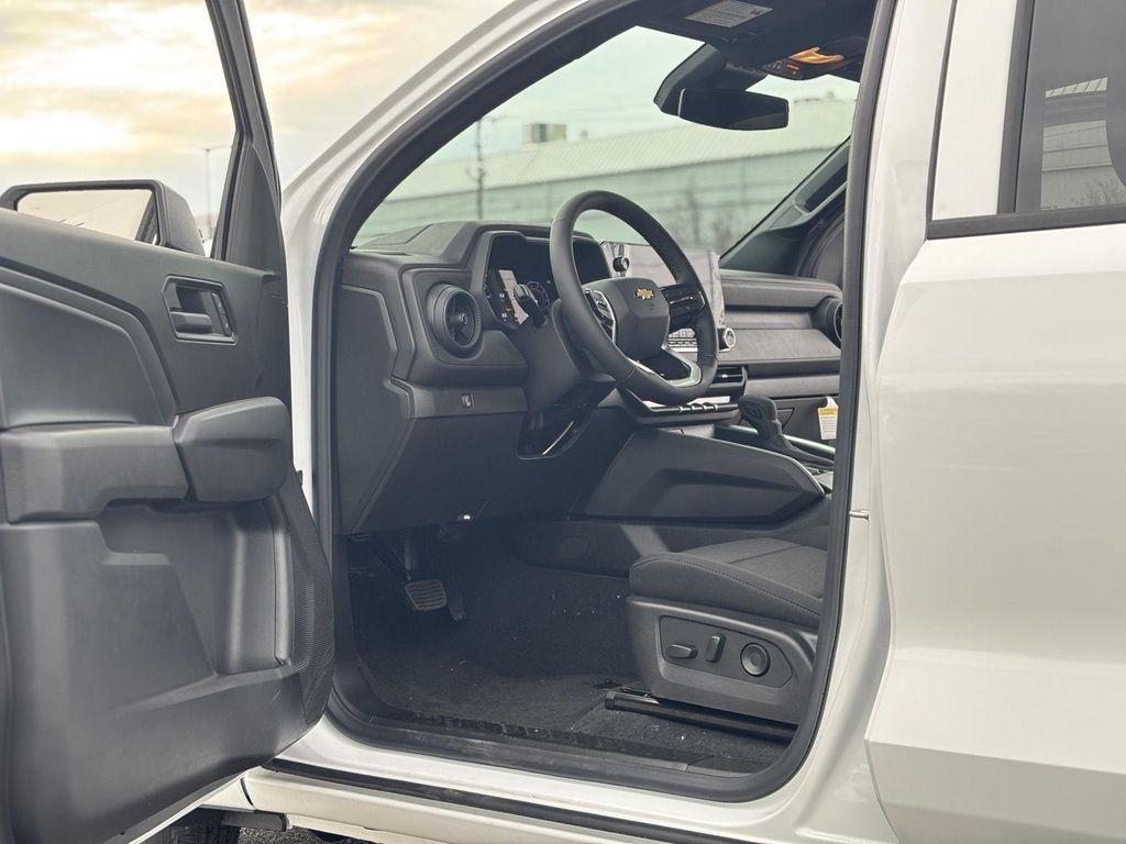 new 2026 Chevrolet Colorado car, priced at $35,815