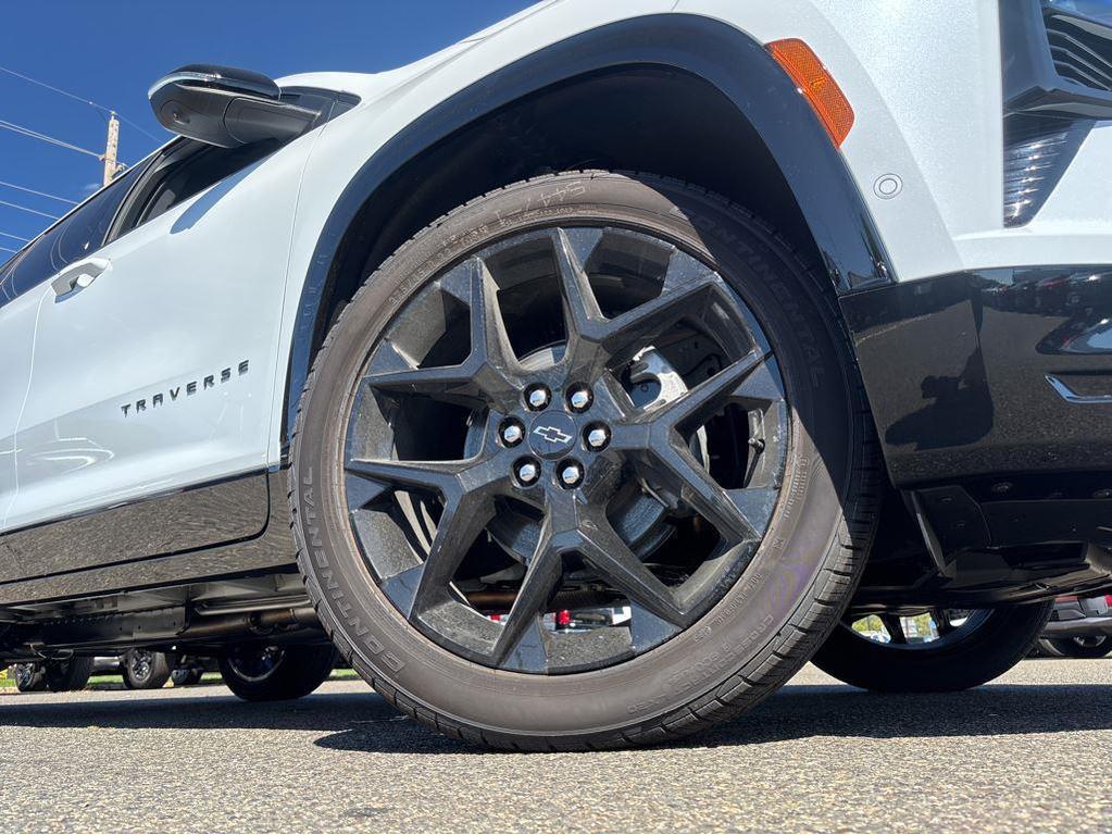 new 2026 Chevrolet Traverse car, priced at $61,790