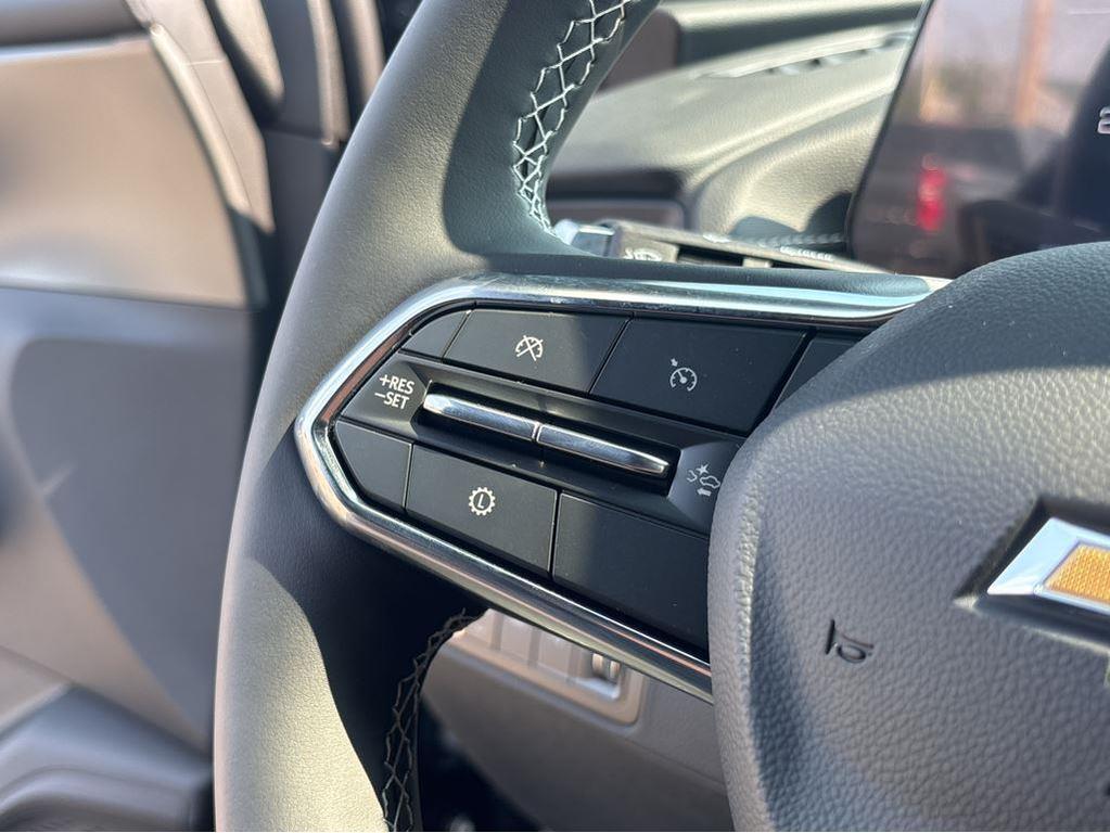 new 2026 Chevrolet Traverse car, priced at $46,625