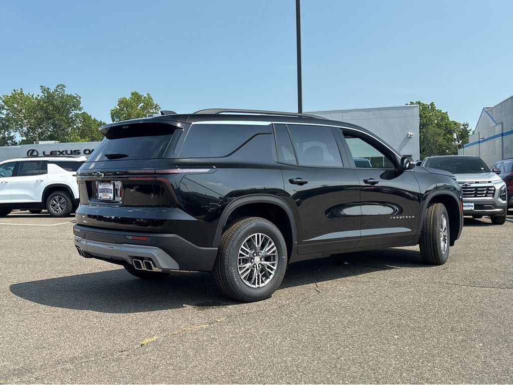 new 2026 Chevrolet Traverse car, priced at $46,625