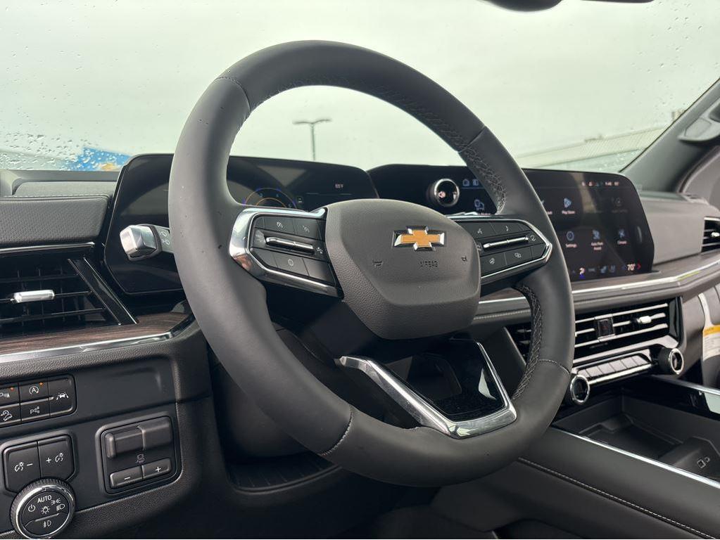new 2025 Chevrolet Suburban car, priced at $84,832