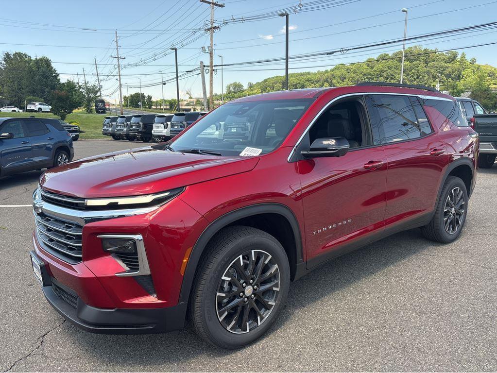 new 2025 Chevrolet Traverse car, priced at $48,329