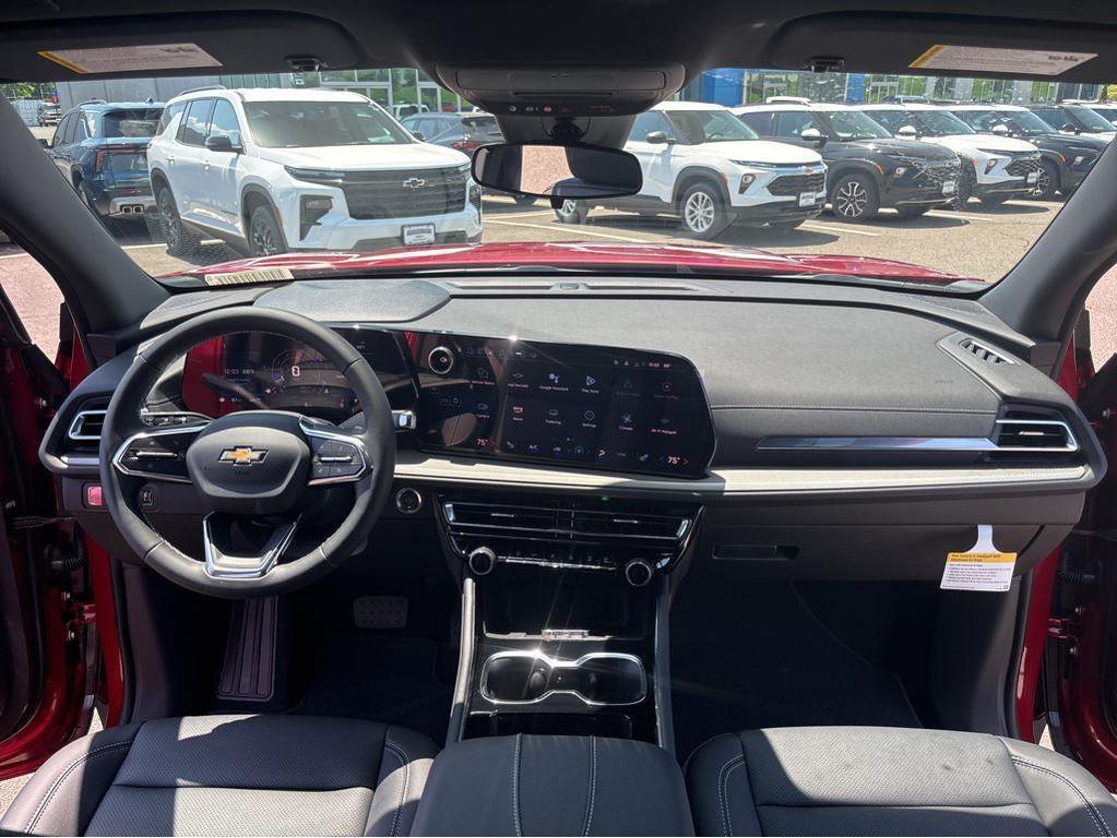 new 2025 Chevrolet Traverse car, priced at $48,329