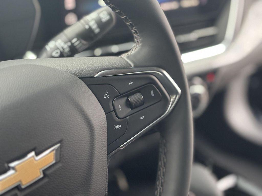 new 2026 Chevrolet Trax car, priced at $25,885