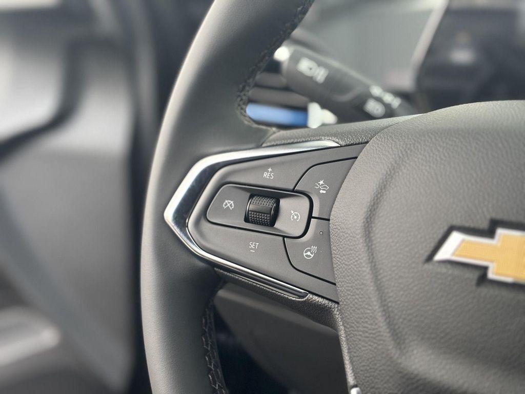 new 2026 Chevrolet Trax car, priced at $25,885