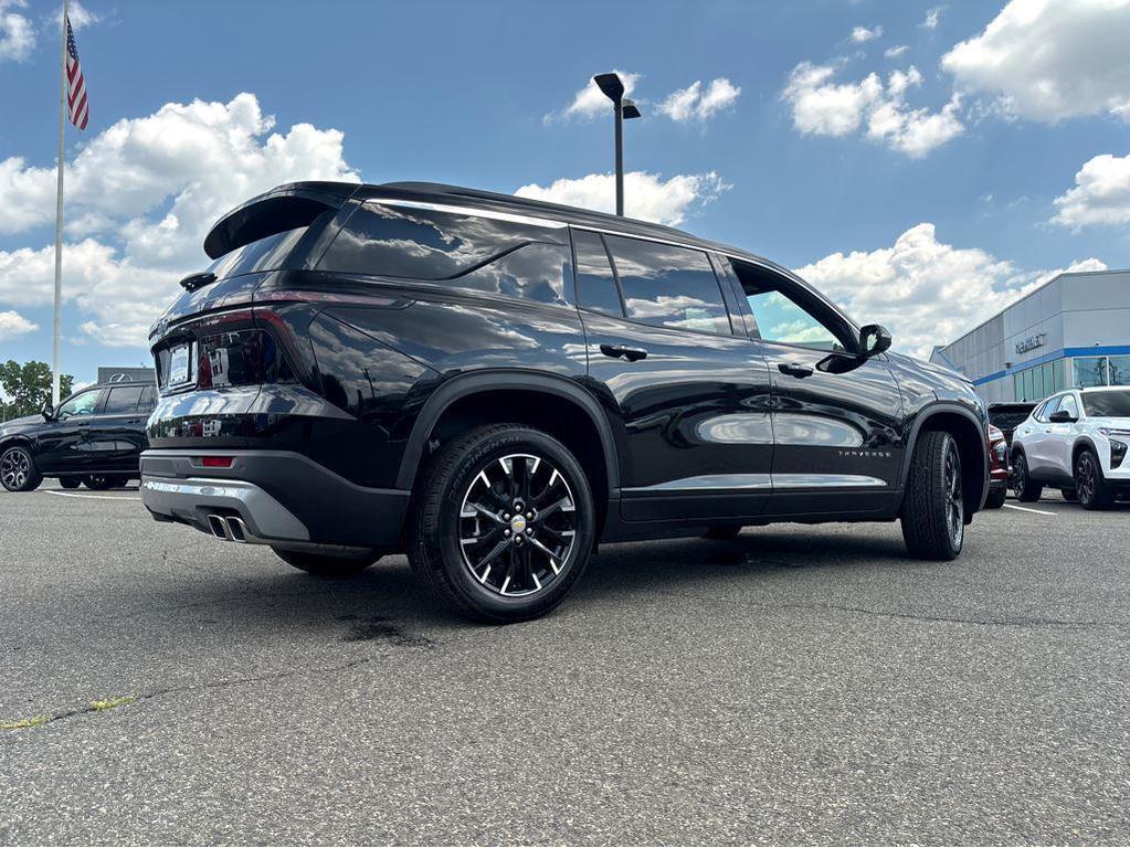 new 2025 Chevrolet Traverse car, priced at $47,840