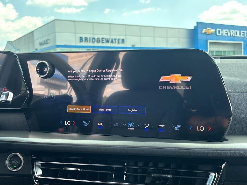 new 2025 Chevrolet Traverse car, priced at $47,840