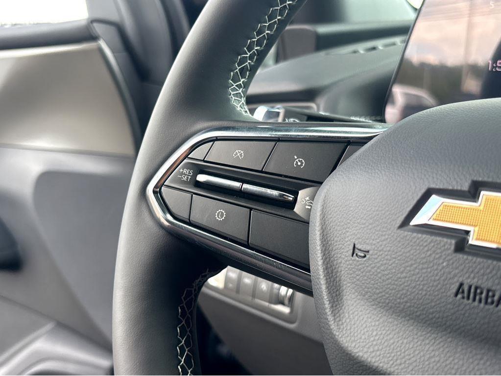 new 2025 Chevrolet Traverse car, priced at $47,840