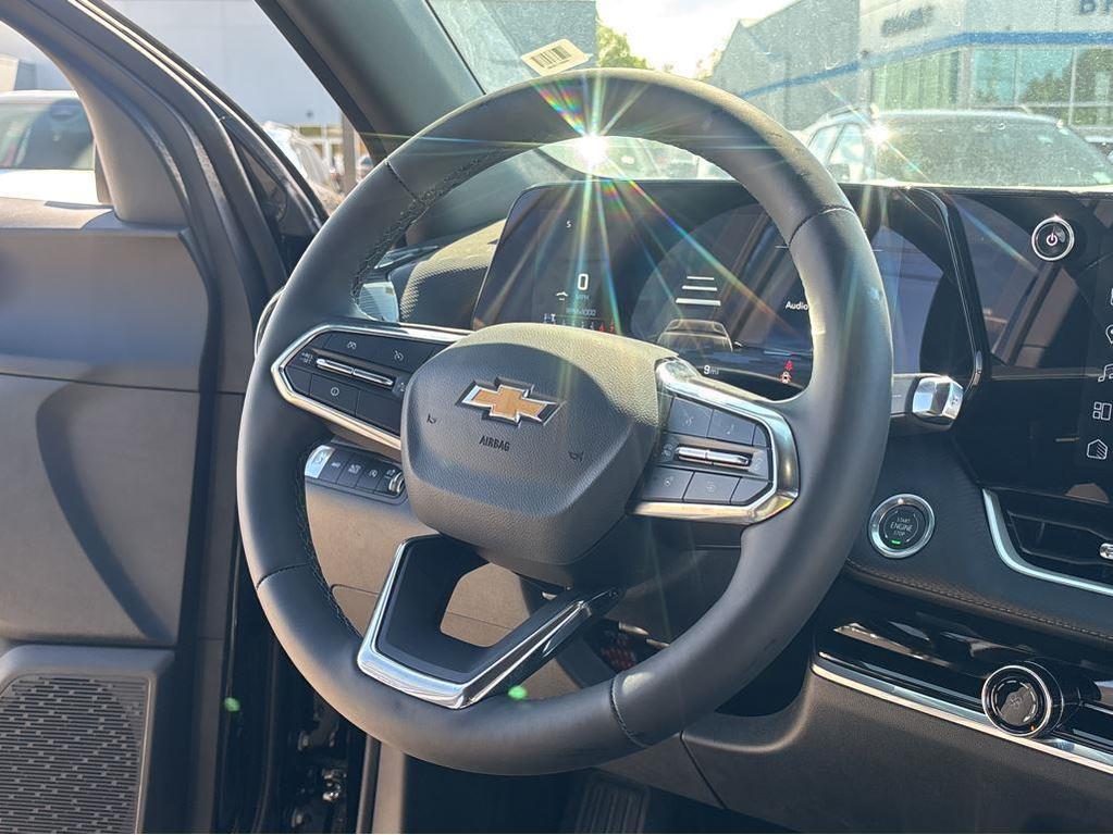 new 2026 Chevrolet Equinox car, priced at $32,320