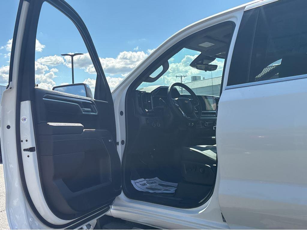 new 2025 Chevrolet Silverado 1500 car, priced at $65,670