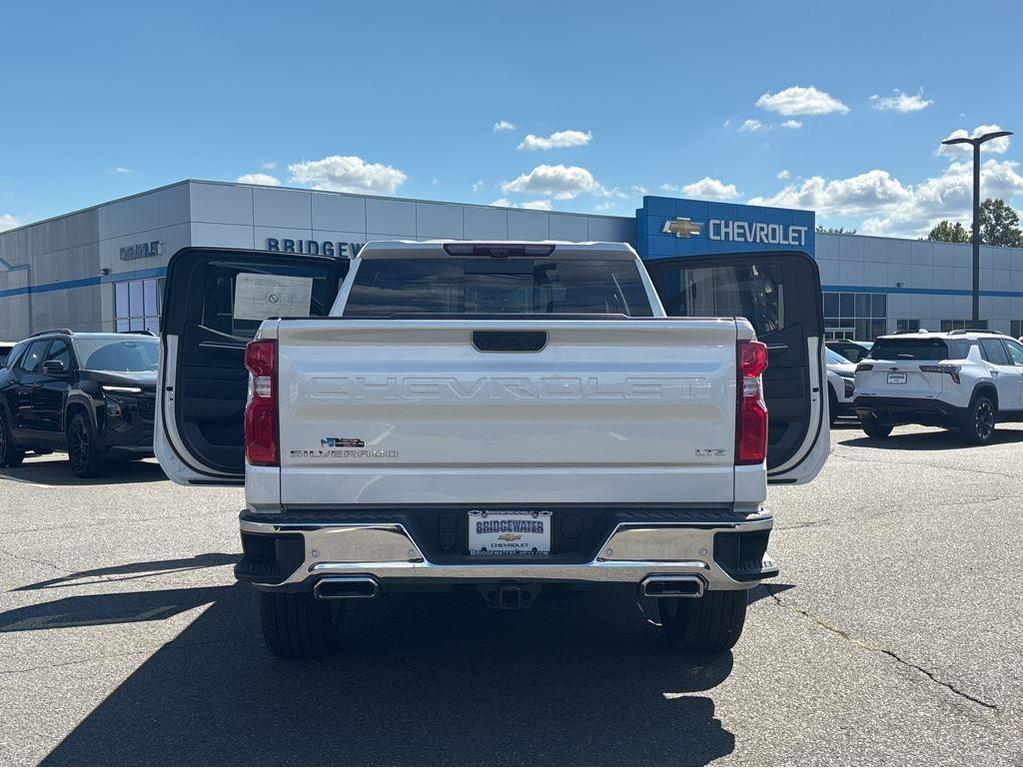 new 2025 Chevrolet Silverado 1500 car, priced at $65,670