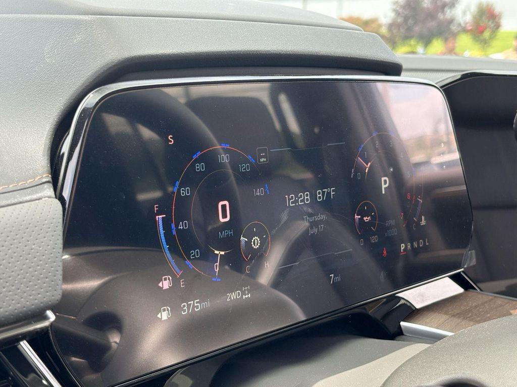 new 2025 Chevrolet Suburban car, priced at $85,895