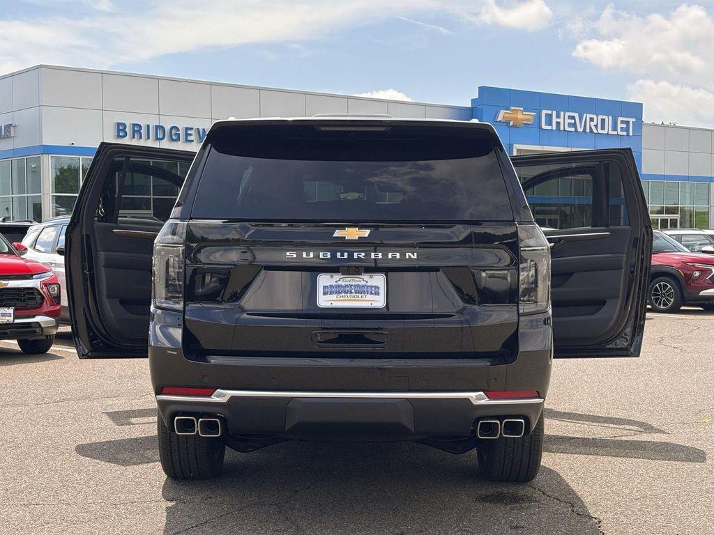new 2025 Chevrolet Suburban car, priced at $85,895