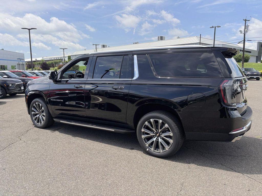 new 2025 Chevrolet Suburban car, priced at $85,895