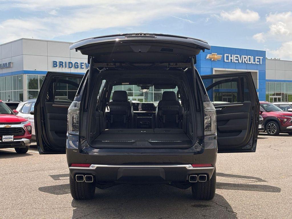 new 2025 Chevrolet Suburban car, priced at $85,895
