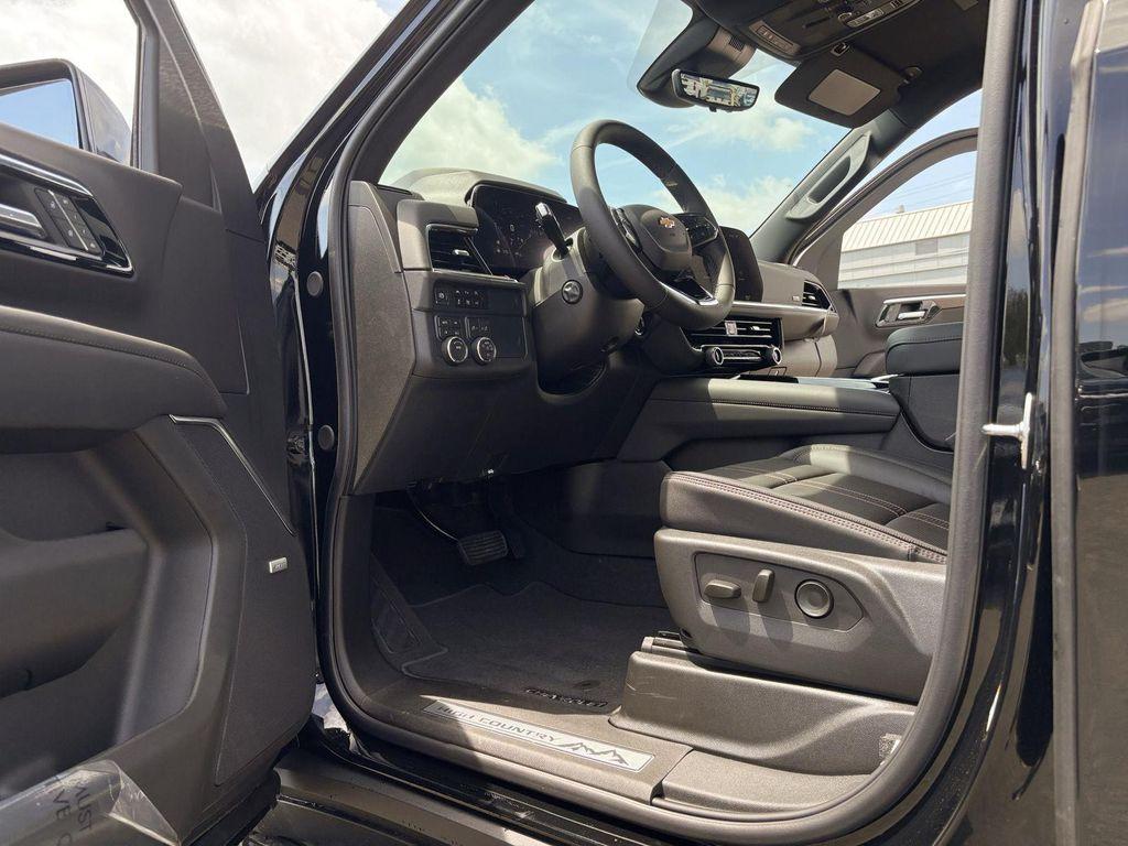new 2025 Chevrolet Suburban car, priced at $85,895