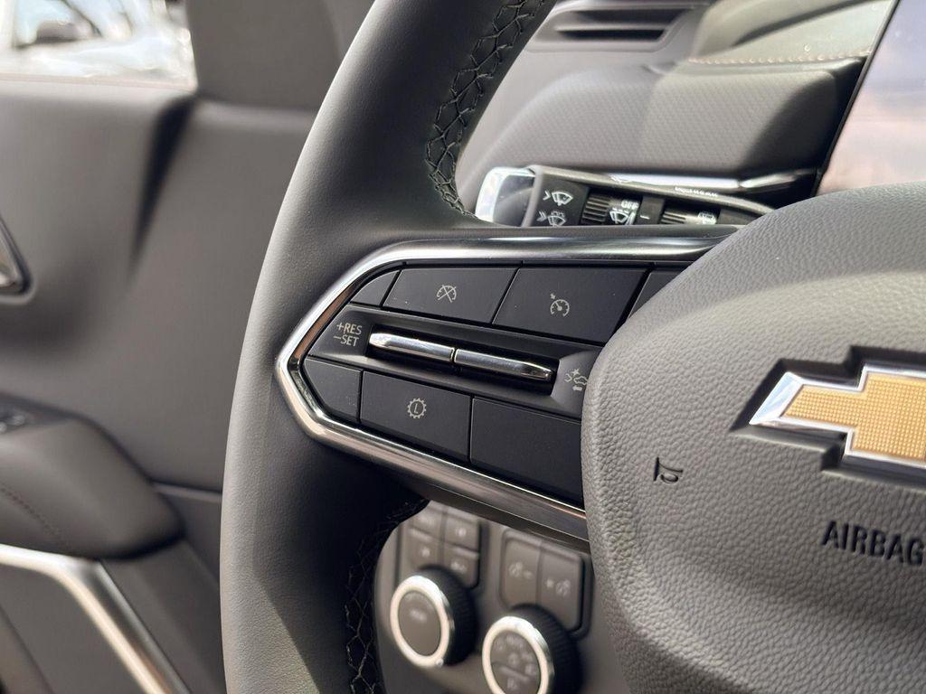 new 2025 Chevrolet Suburban car, priced at $85,895