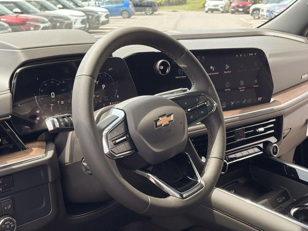 new 2025 Chevrolet Suburban car, priced at $85,895