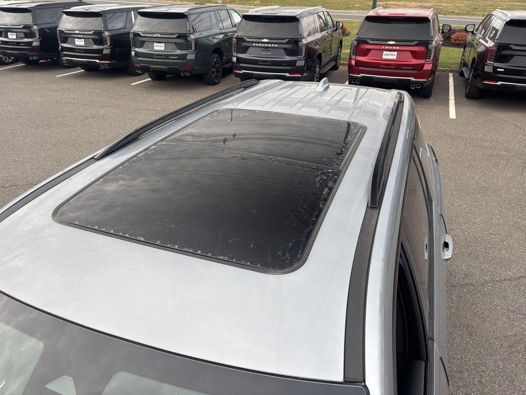 new 2026 Chevrolet Traverse car, priced at $53,945