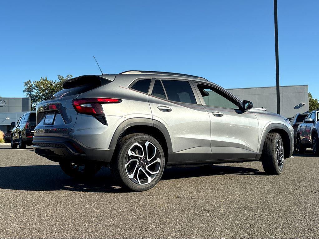 new 2025 Chevrolet Trax car, priced at $28,325
