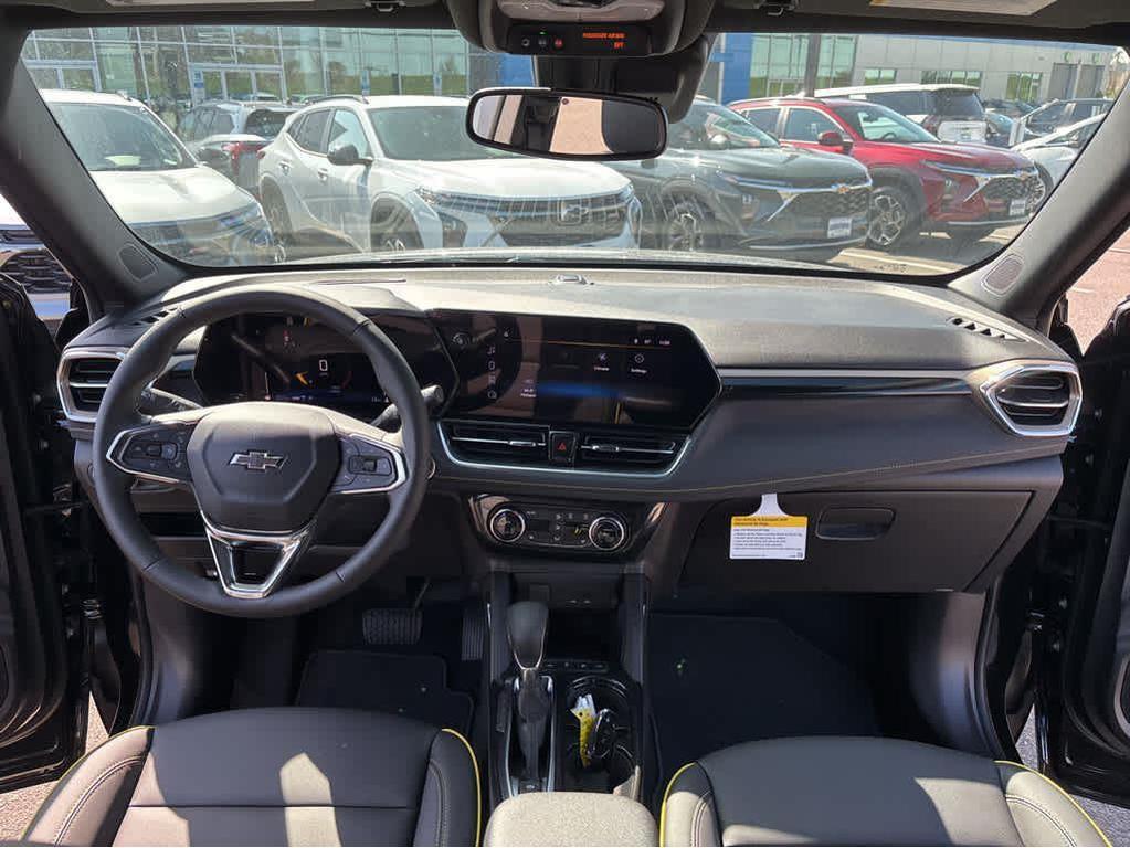 new 2025 Chevrolet TrailBlazer car, priced at $31,783