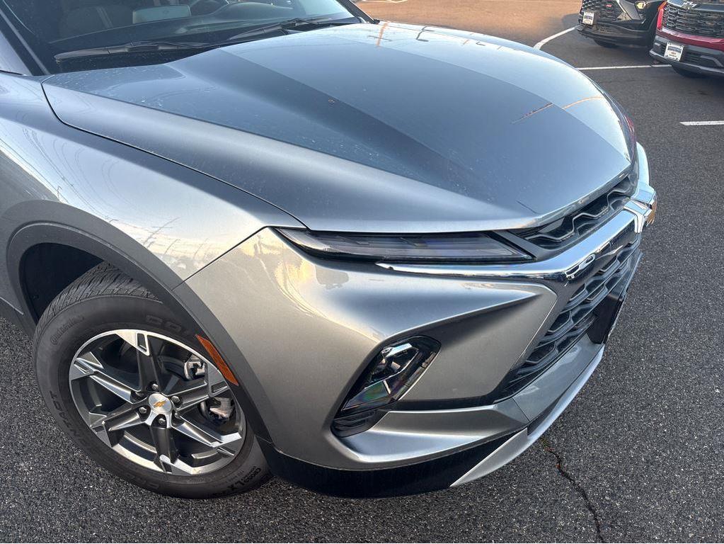 new 2025 Chevrolet Blazer car, priced at $40,410