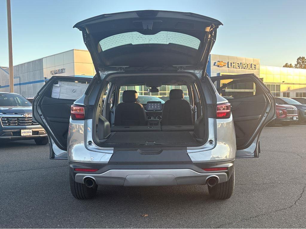 new 2025 Chevrolet Blazer car, priced at $40,410