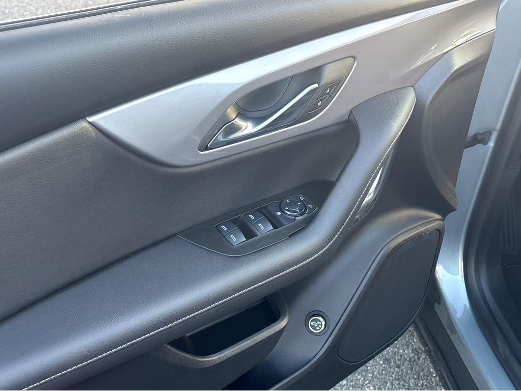 new 2025 Chevrolet Blazer car, priced at $40,410