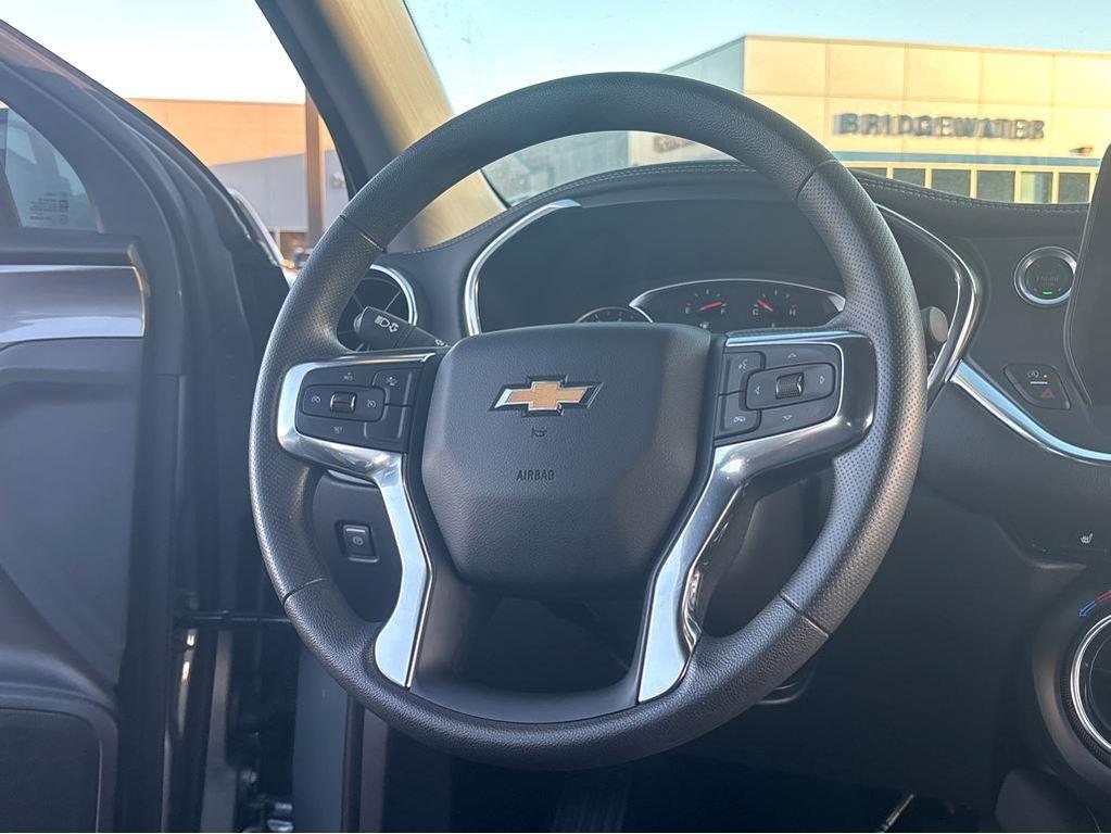 new 2025 Chevrolet Blazer car, priced at $40,410