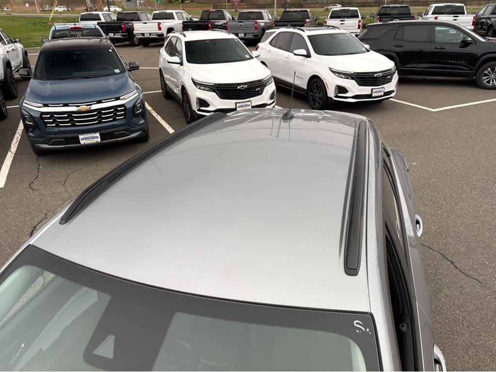 new 2025 Chevrolet Trax car, priced at $25,510