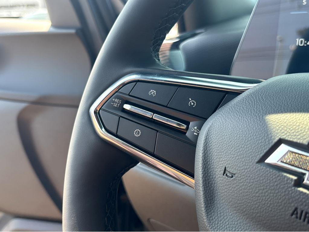 new 2026 Chevrolet Equinox car, priced at $33,535